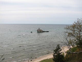2010_06_MichiganShipwreck.jpg