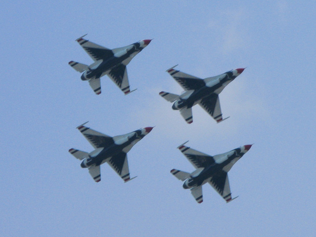 2011_08_airshow_preview.jpg