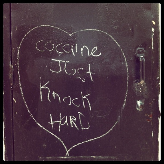 2012_01_31_cocaine1.jpg