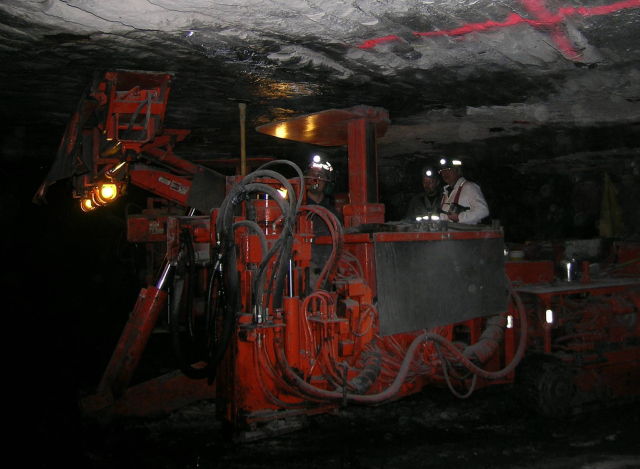 2010_4_in_an_illinois_coal_mine.jpg