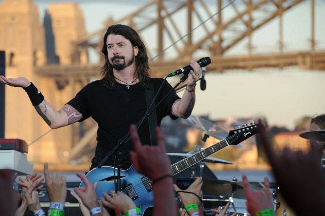 2011_04_grohl.jpg