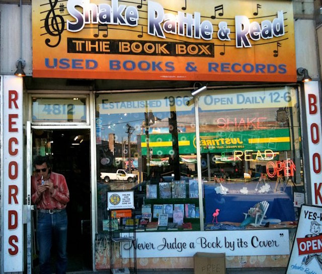 2015_11_shake_rattle_and_read.jpg