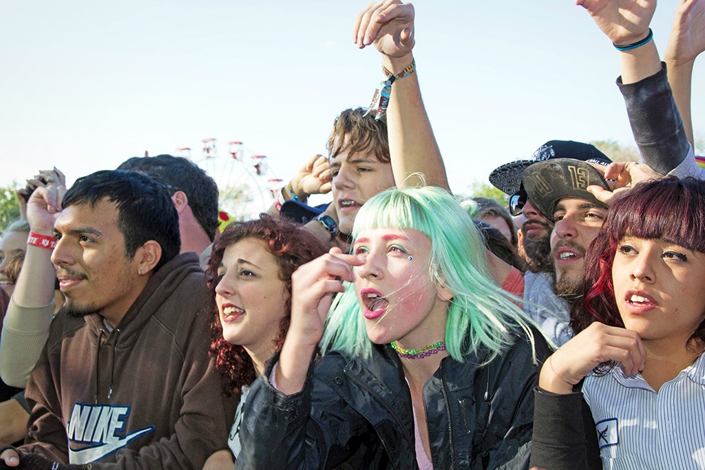 The crowd at Saturday\'s Riot Fest. Photo by Jessica Mlinaric.
