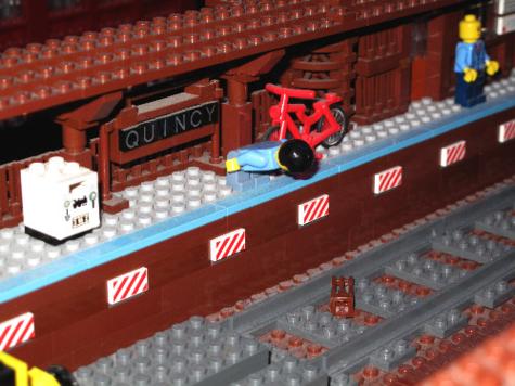 LEGO Chicago isn\'t exempt from El suicide attempts