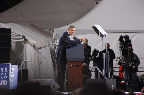 President Barack Obama addresses the crowd on the Midway next to the University of Chicago.