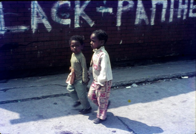 Photos by Lou Fourcher for the UIC Valley Project, 1971.