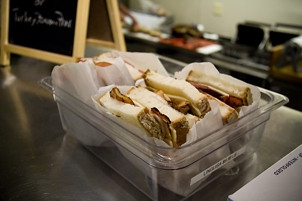 LinguiÃ§a (sausage) sandwiches.