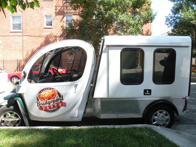 Bridgeport Pasty Company\'s \"Pastymobile:\" a retrofitted GEM electric car. (Chuck Sudo/Chicagoist)