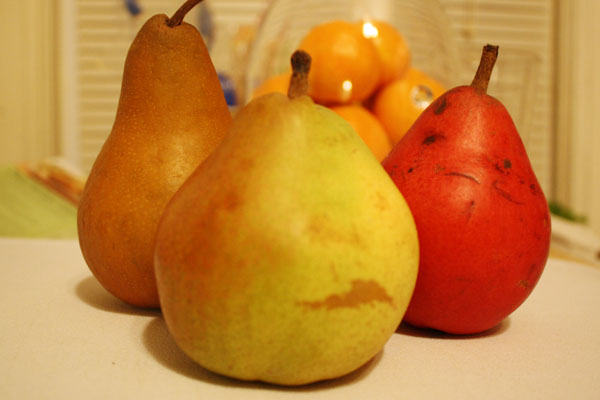 Bosc, Comice and Starkrimson Pears