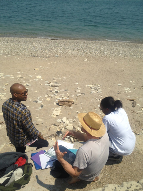 Greg Lane doing what he does every Sunday, talking about the wonders of Chicago\'s Morgan Shoal (with TimRyan and Aerianah Turner on 49th Street Beach).
