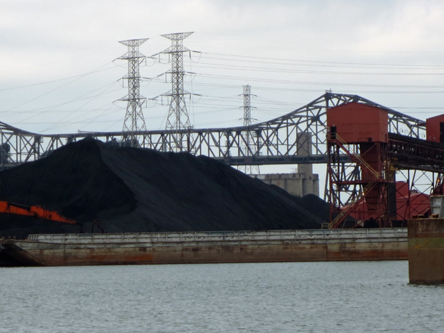 Petcoke Piles are growing near the Skyway on Chicago\'s Southeast Side.